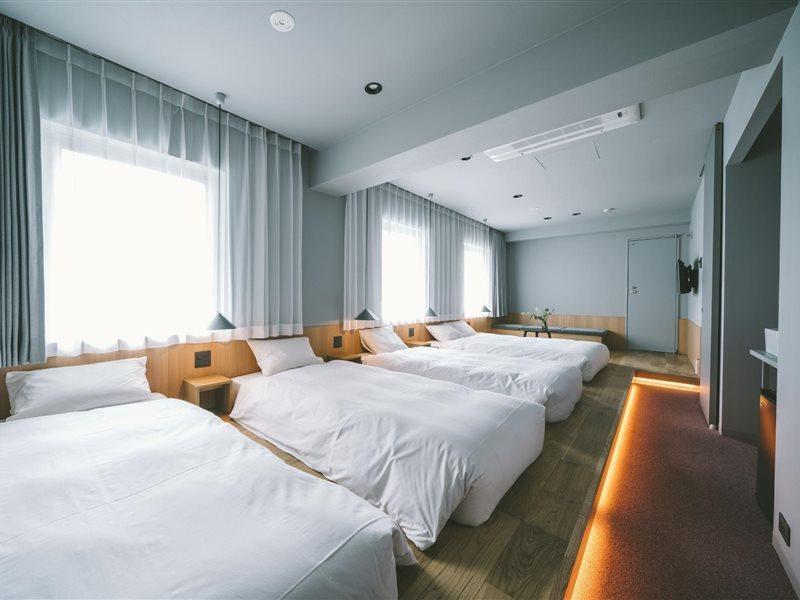 แลนด์อะเบาท์ โตเกียว Hotel ภายนอก รูปภาพ